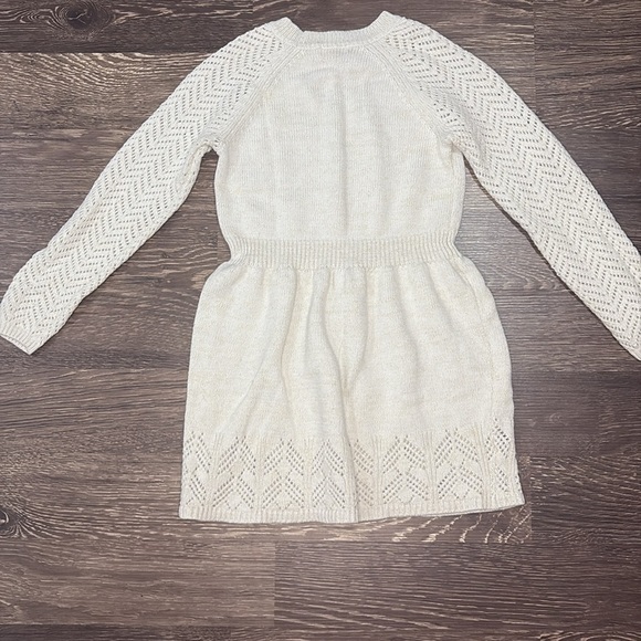 Girls long sleeve sweater dress in a creamy white color with sparkly detail - Picture 3 of 4